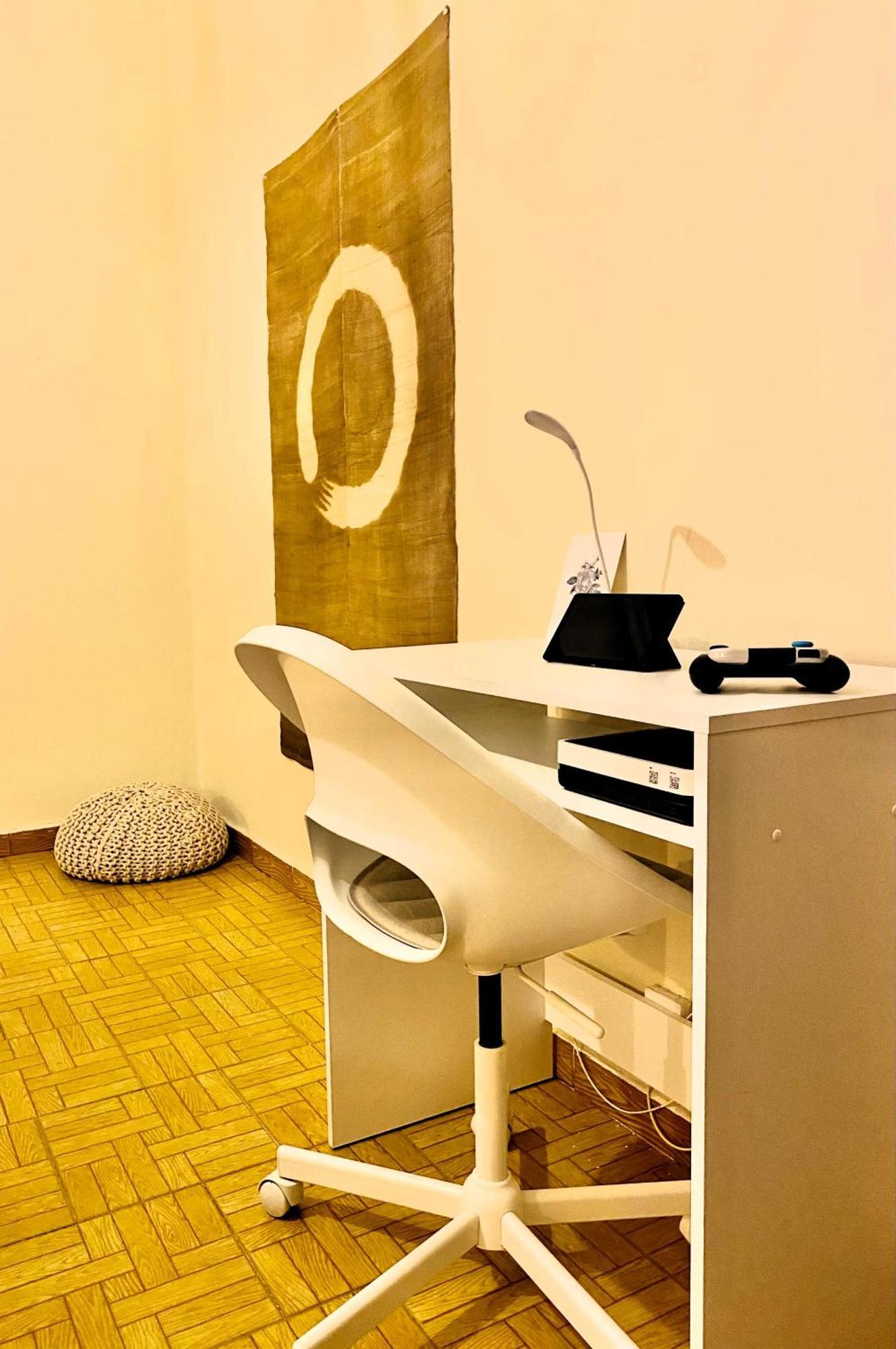 Amplio Apartamento Con Dos Patios Gijón Exteriör bild